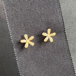 Brinco Flor (5 folhas)