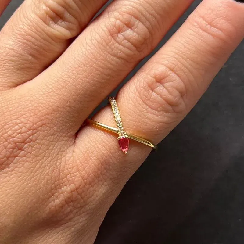ANEL COM PEDRA ROSA