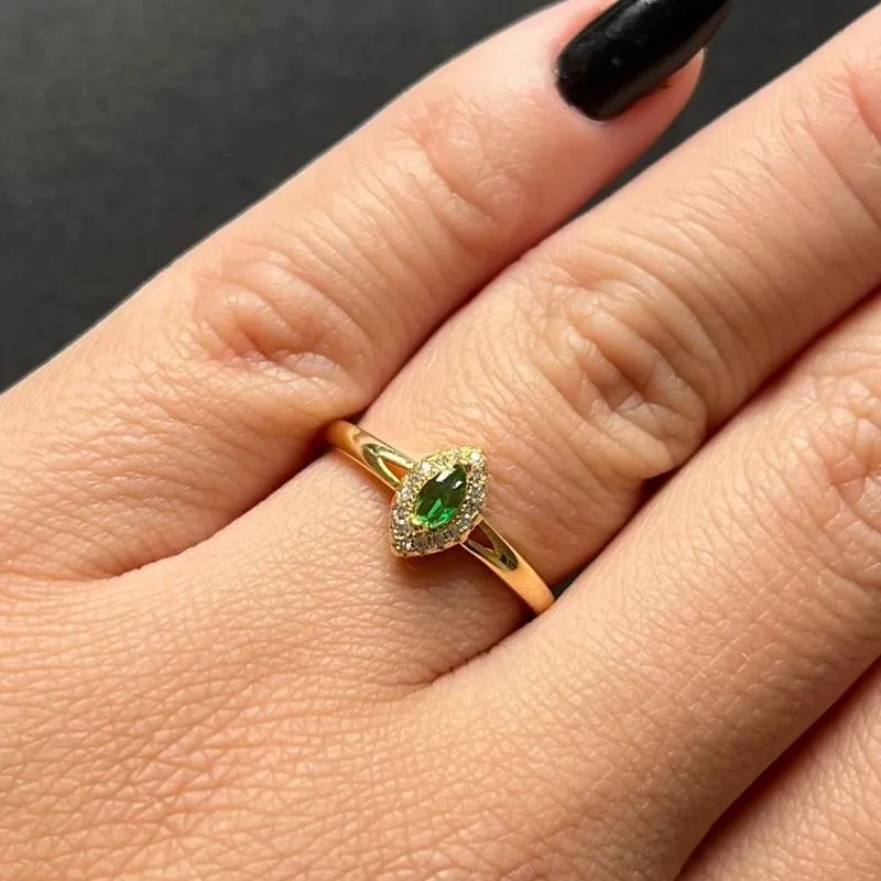 ANEL COM PEDRA VERDE