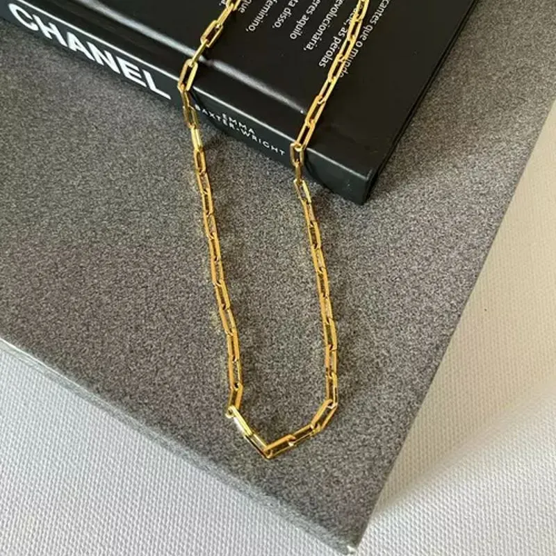 Choker Zaya