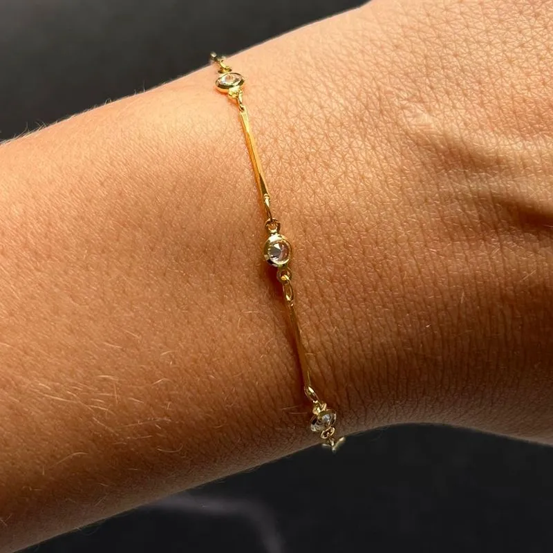 Pulseira com bolinhas zirconia