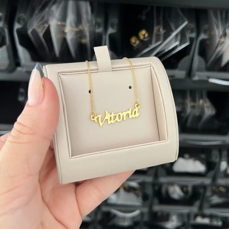 Colar Personalizado Vitória